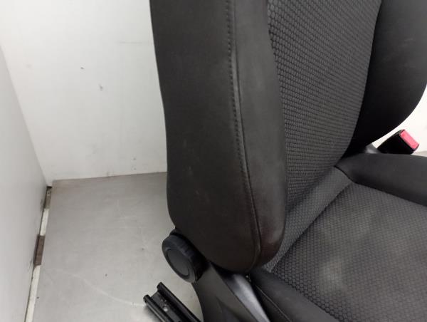 Right Seat Airbag AUDI A1 Sportback (8XA, 8XF) | 11 - 18