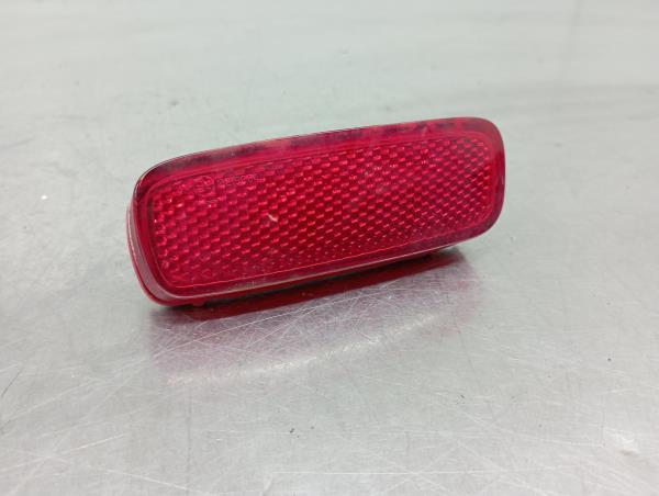 Reflector Trasero Izquirdo PEUGEOT 107 (PM_, PN_) | 05 - 14