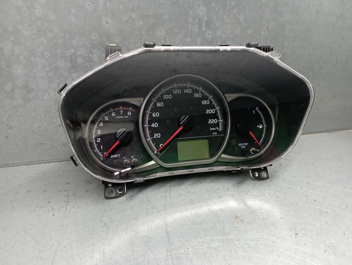 Instrument Cluster: TOYOTA YARIS - 838000U270 / MB1575607574 |Servcarros