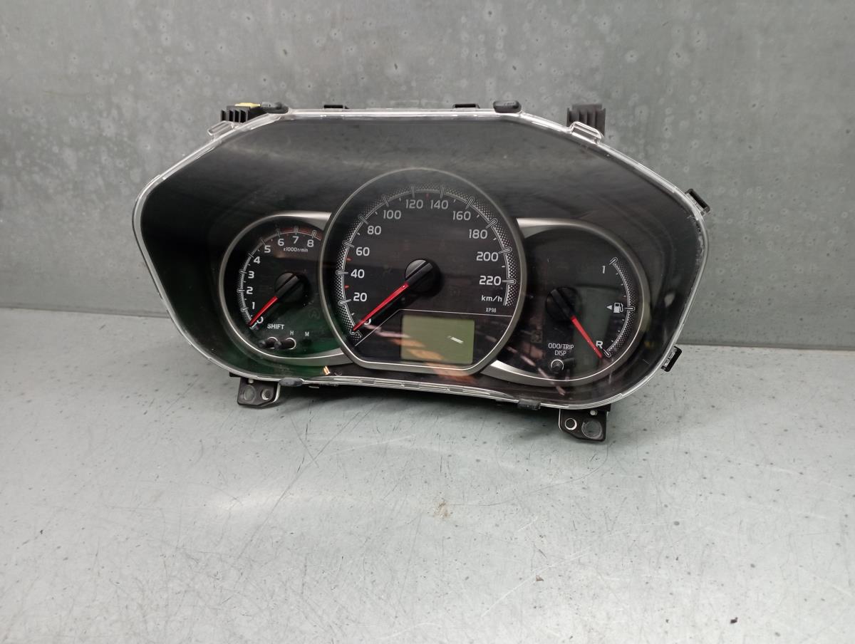 Instrument Cluster: TOYOTA YARIS - 838000U270 / MB1575607574 |Servcarros