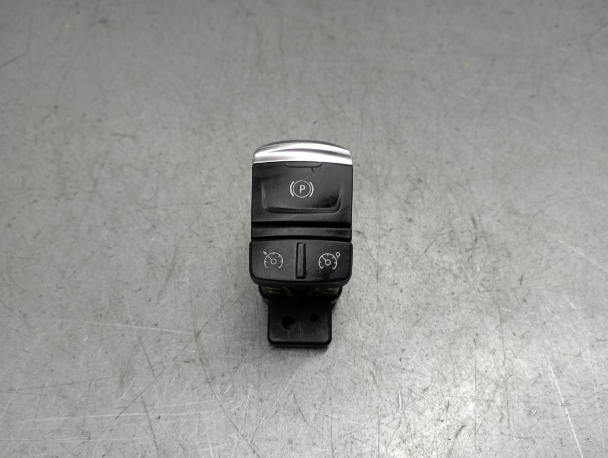 Interruptor Do Travão Auto RENAULT MEGANE IV Hatchback (B9A/M/N_) | 15 -  Imagem-0