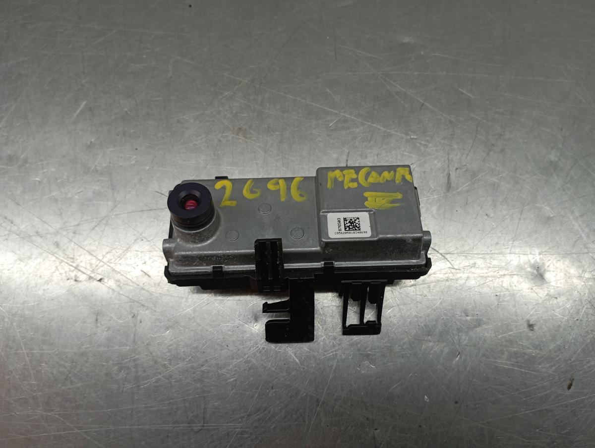 Câmera Frontal RENAULT MEGANE IV Hatchback (B9A/M/N_) | 15 - 