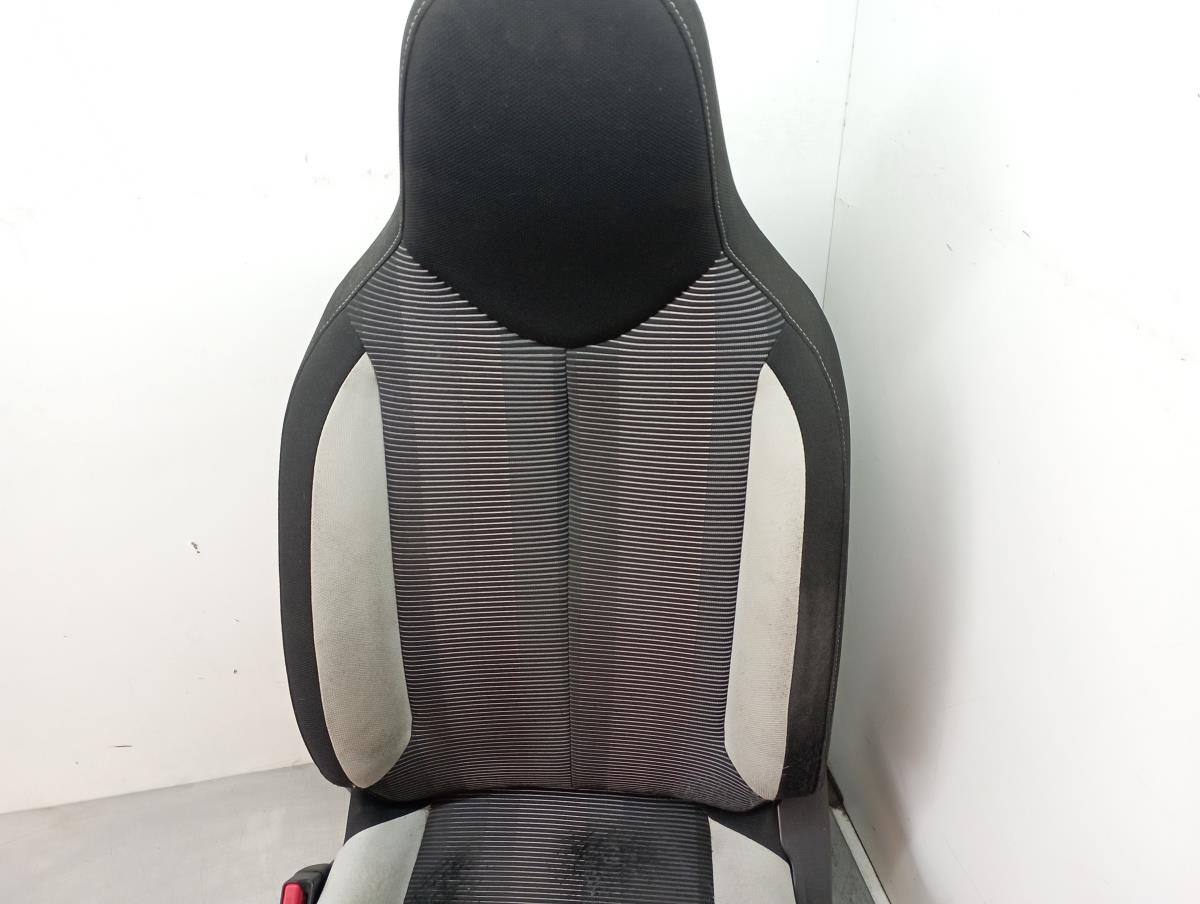 Seats Set / Upholstery PEUGEOT 108 | 14 -  Imagem-3