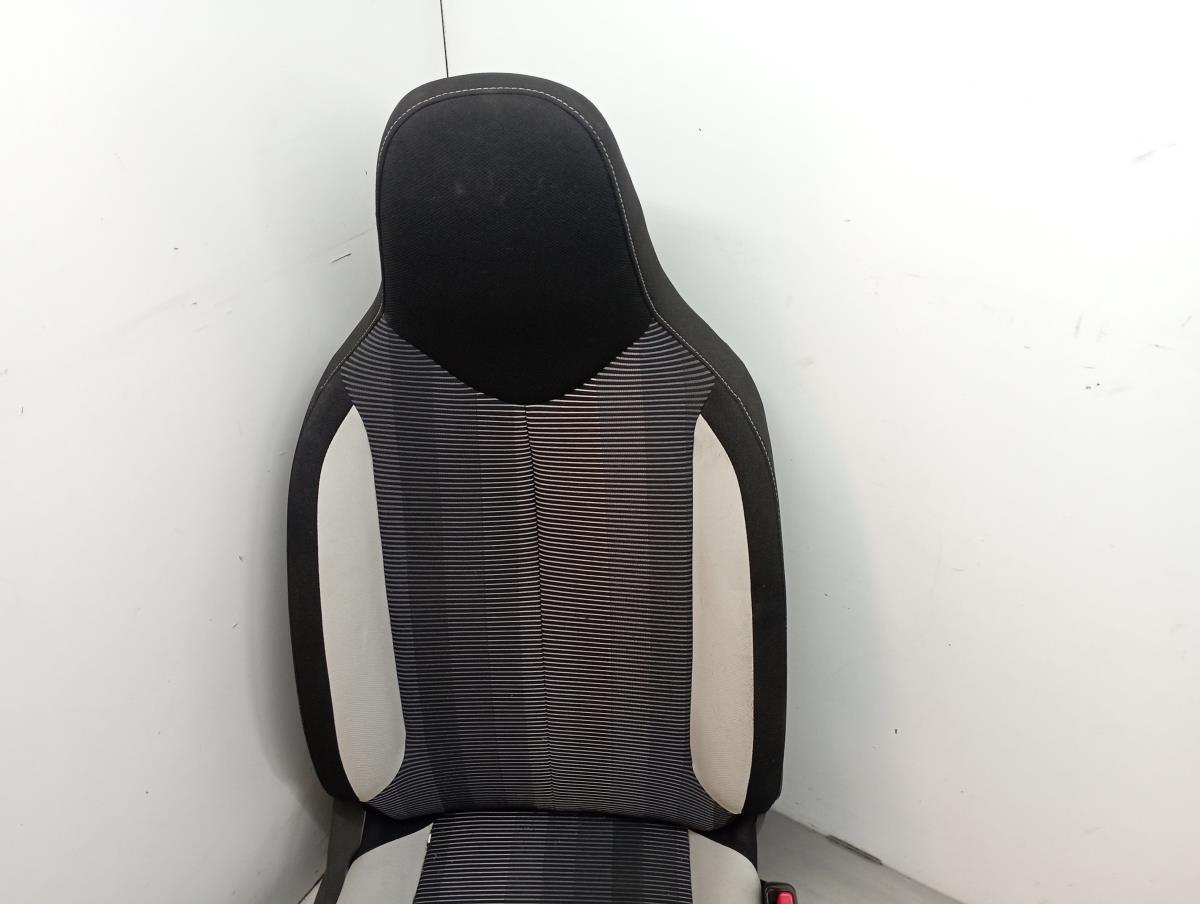 Seats Set / Upholstery PEUGEOT 108 | 14 -  Imagem-7