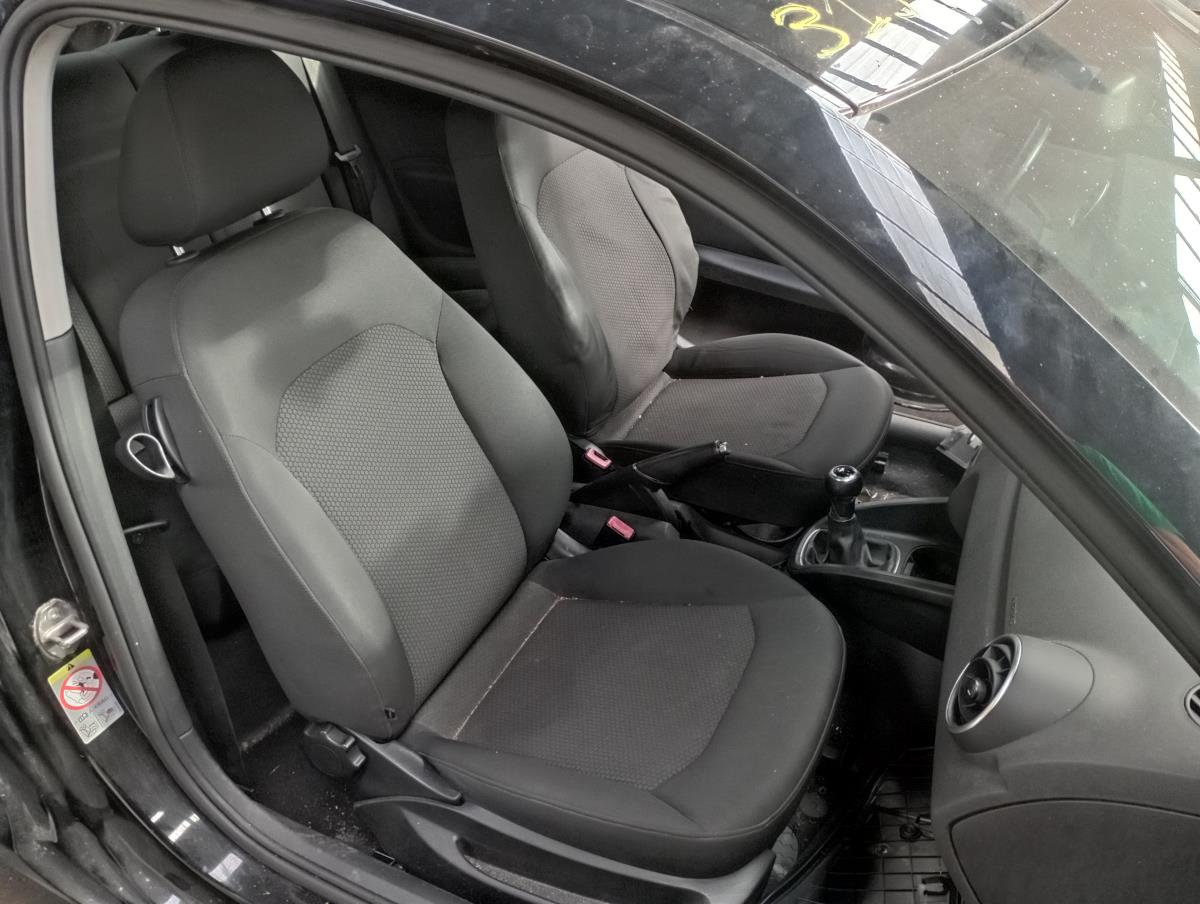 Set di Sedili / Tappezzeria AUDI A1 (8X1, 8XK) | 10 - 18