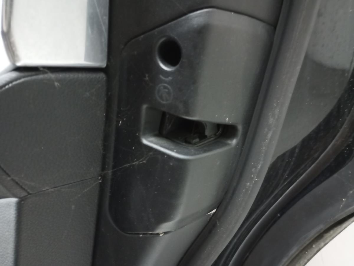 Serratura della Porta Posteriore Destra PORSCHE PANAMERA (970) | 09 - 17