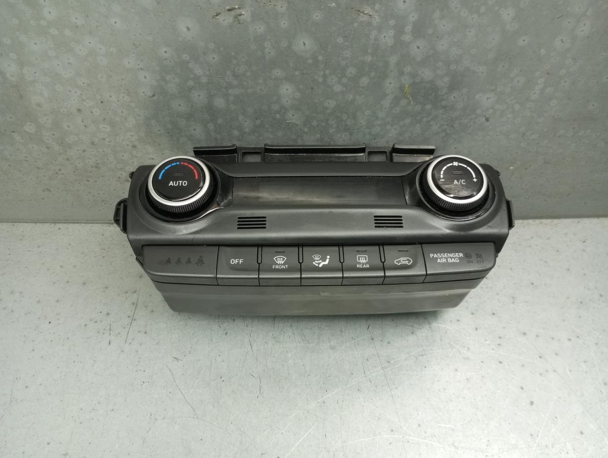 Climate Control HYUNDAI KONA (OS) | 17 - 