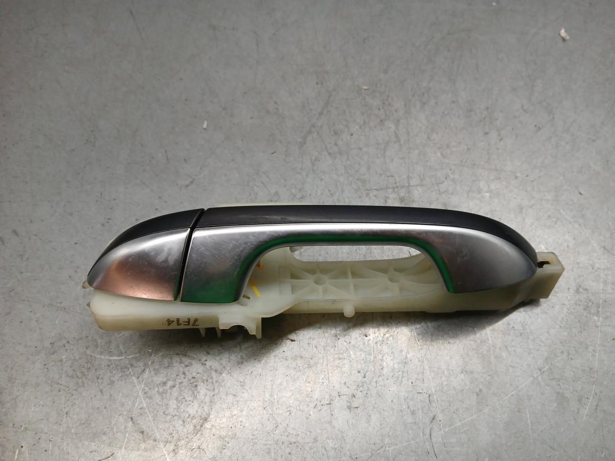 Maniglia Esterna Posteriore Sinistro KIA SPORTAGE (QL, QLE) | 15 - 