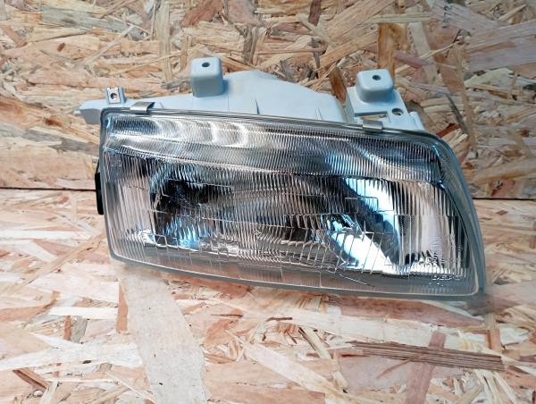 Right Headlight HONDA CIVIC IV Hatchback (EC, ED, EE) | 87 - 93