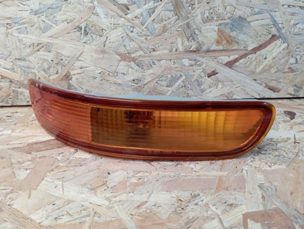 Farolim Flashes delantero derecho TOYOTA COROLLA Compact (_E10_) | 92 - 99