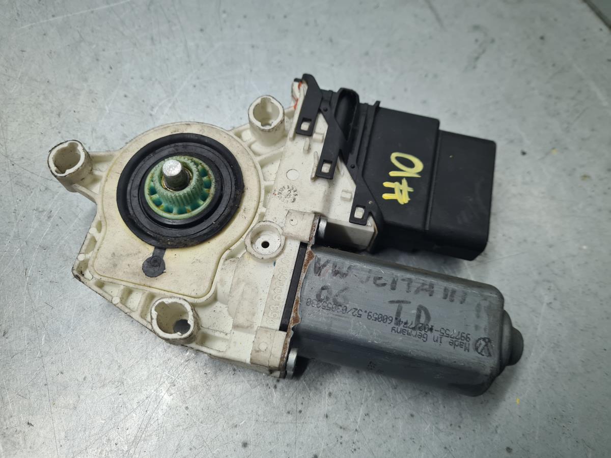 Rear Right Window Mechanism Motor VOLKSWAGEN JETTA III (1K2) | 04 - 13
