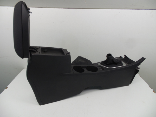 Bracciolo TOYOTA AURIS (_E18_) | 12 - 18