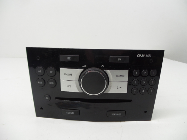 CD Car Stereo System OPEL ASTRA H Combi (A04) | 04 - 14