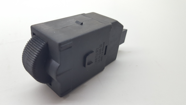 Electronic Switch MITSUBISHI SPACE STAR Veículo multiuso (DG_A) | 98 - 04