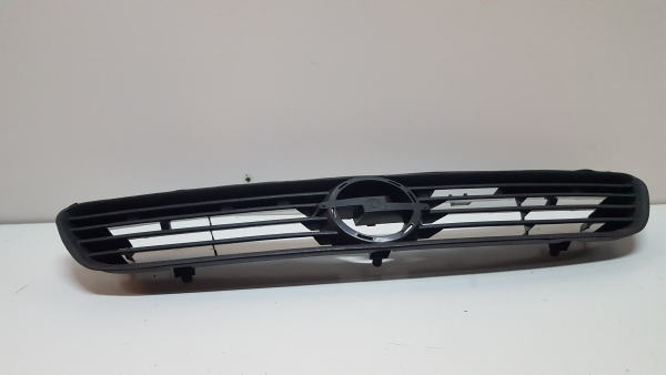 Front Grille OPEL ASTRA G três volumes (T98) | 98 - 09
