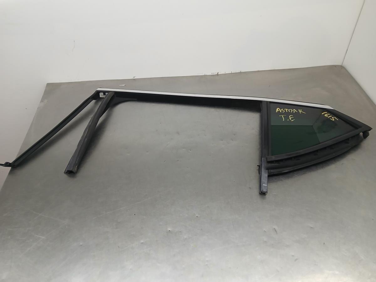 Vetro Fisso Di Porta Posteriore Sinistro OPEL ASTRA K (B16) | 15 - 