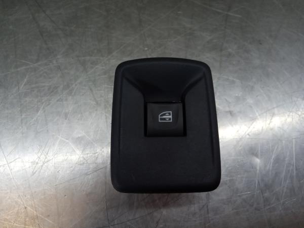 Interrupteur De Vidre Avant Droite RENAULT KANGOO / GRAND KANGOO (KW0/1_) | 08 - 