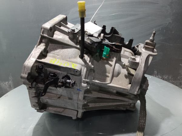 Schaltgetriebe RENAULT TRAFIC III Autocarro (JG_) | 14 -  Imagem-5