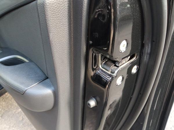 Serratura della Porta Anteriore Destra HYUNDAI i40 (VF) | 12 - 