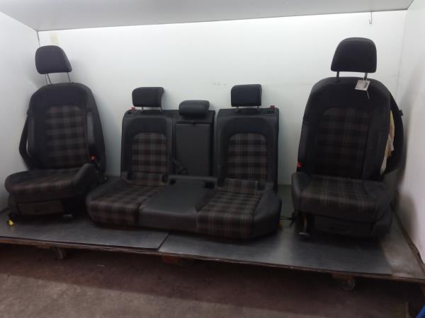Seats Set / Upholstery VOLKSWAGEN GOLF VII (5G1, BQ1, BE1, BE2) | 12 - 