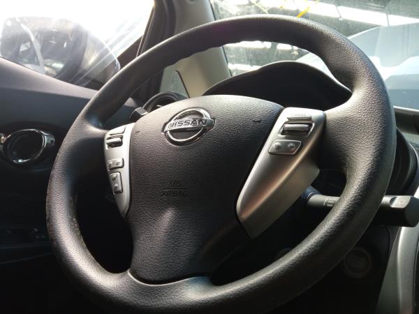 Nissan note store steering wheel size