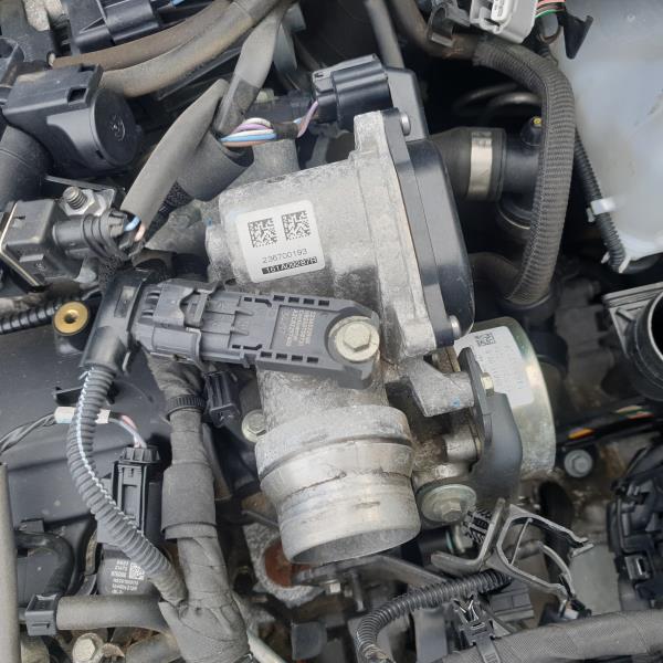 Throttle Body RENAULT MEGANE IV Hatchback (B9A/M/N_) | 15 - 
