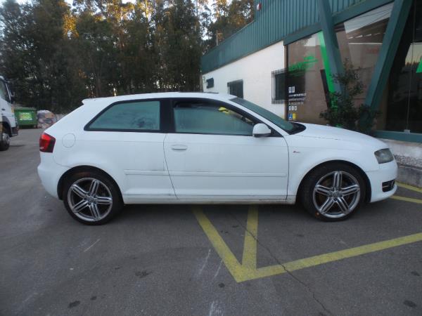 Fusee Arrière Droite AUDI A3 (8P1) | 03 - 13