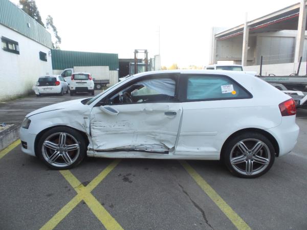 Fusee Arrière Gauche AUDI A3 (8P1) | 03 - 13