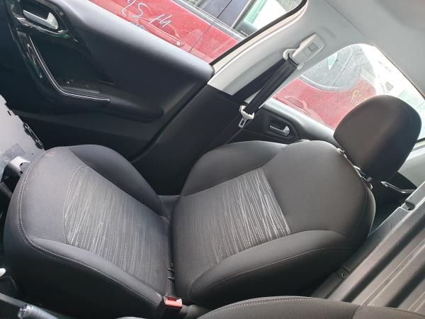 Front Right Seat PEUGEOT 208 Caixa (CR_) | 12 - 