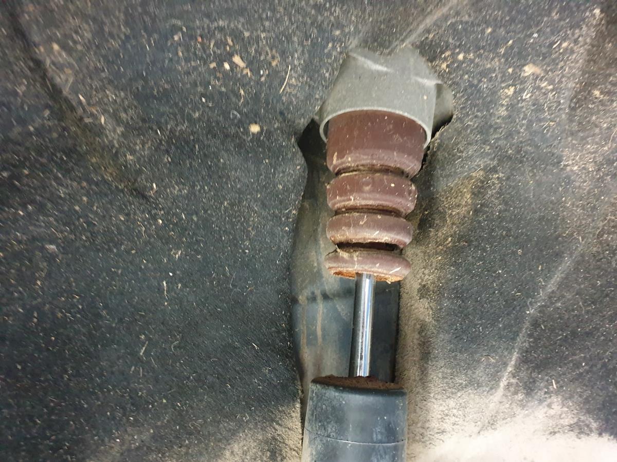 Right Rear Shock Absorber SEAT ALHAMBRA (710, 711) | 10 - 