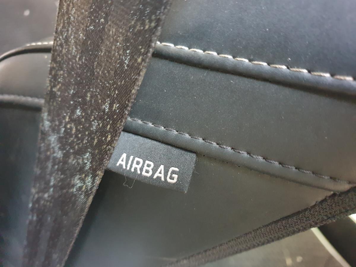 Airbag Banco Esq RENAULT MEGANE IV Hatchback (B9A/M/N_) | 15 - 