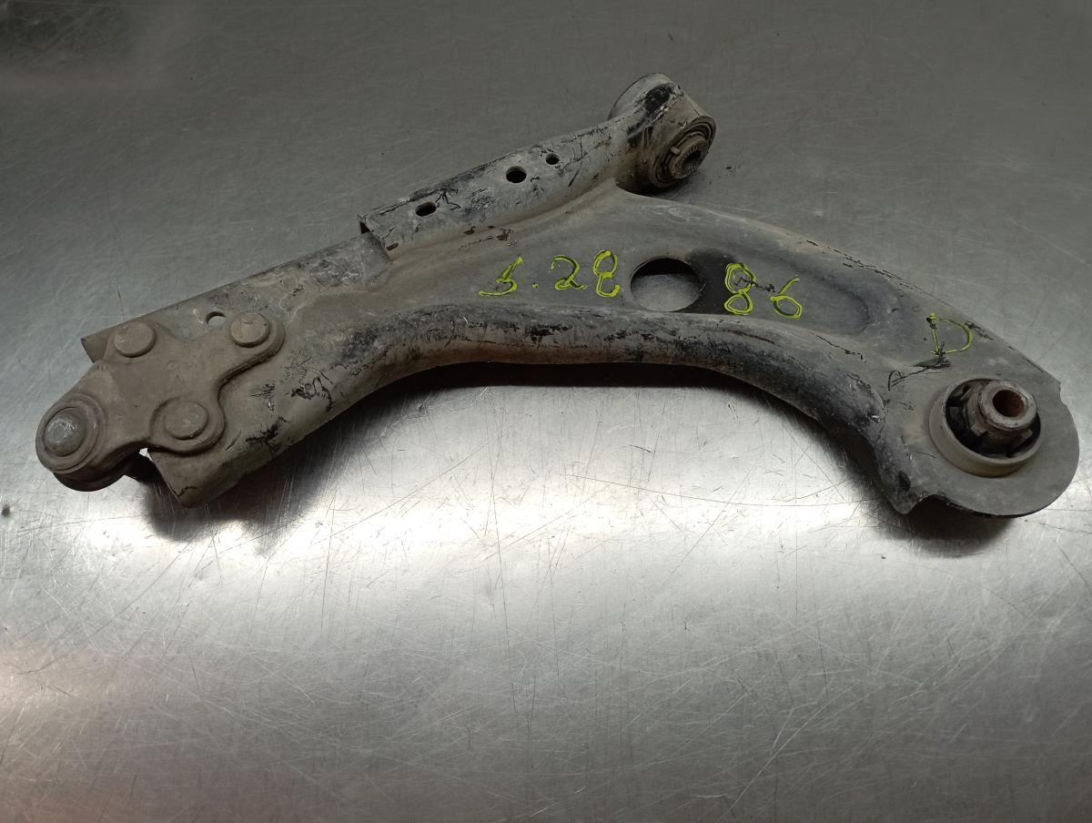 Right Front Suspension Arm PEUGEOT 308 II | 13 - 