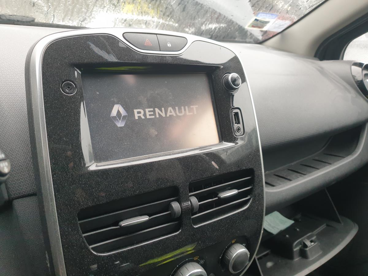 Autoradio GPS: RENAULT CLIO IV 