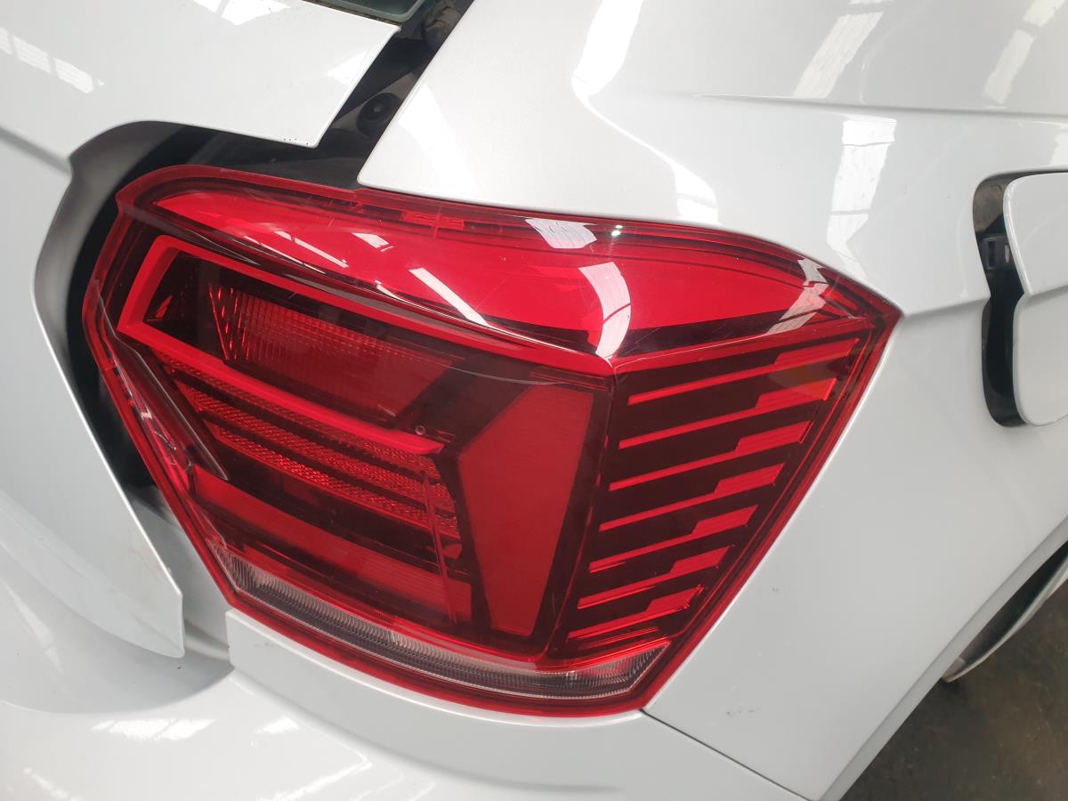 Right Taillight VOLKSWAGEN POLO (AW1, BZ1) | 17 - 
