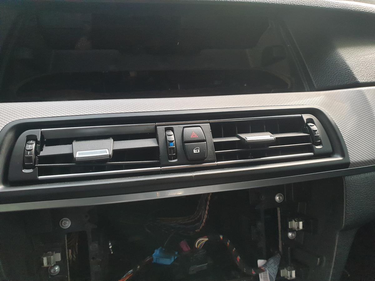 Luftauslass Klimaanlage Mitte BMW 5 (F10) | 09 - 16