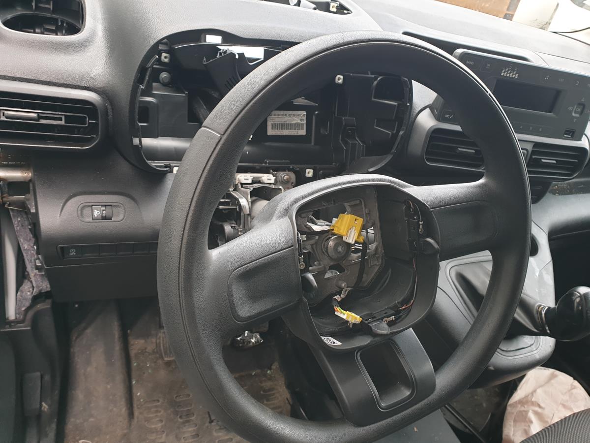 Steering wheel CITROEN BERLINGO (ER_, EC_) | 18 - 