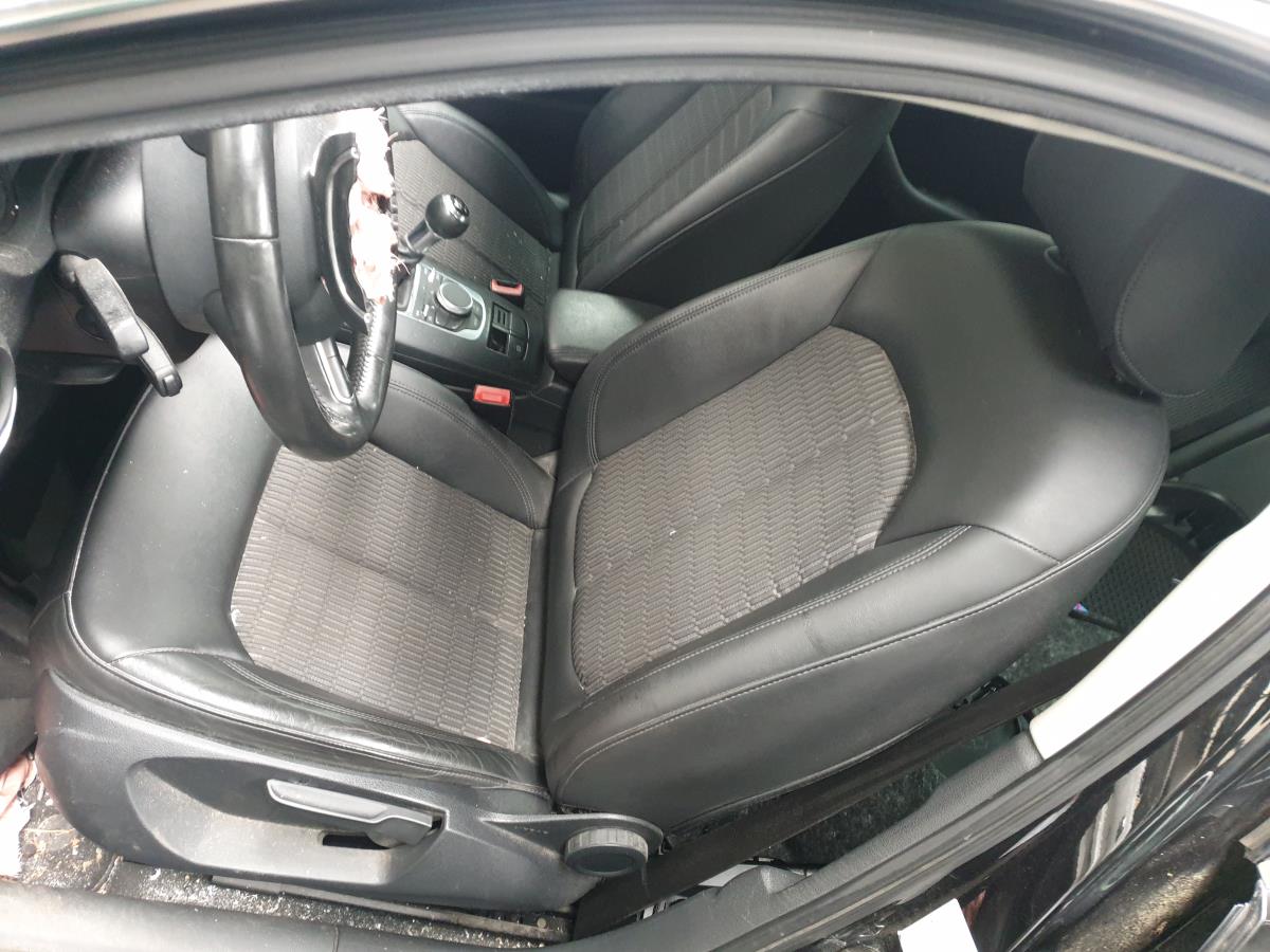 Seats Set / Upholstery AUDI A3 Sportback (8VA, 8VF) | 12 -  Imagem-1