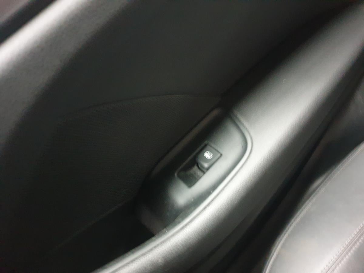 Right Rear Window Switch AUDI A3 Sportback (8VA, 8VF) | 12 - 