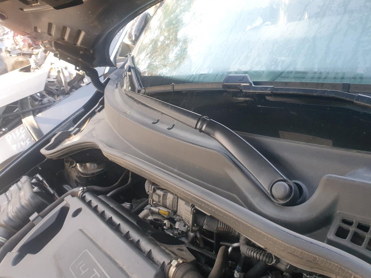 Haste Dta / Braço de Escova Limpa Vidros Dto FIAT TIPO Hatchback (356_) | 16 - 