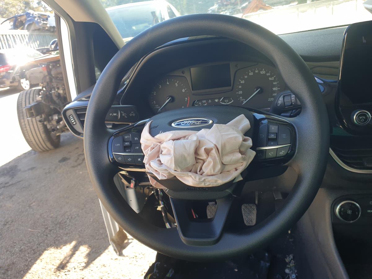 Steering wheel FORD FIESTA VII | 17 - 