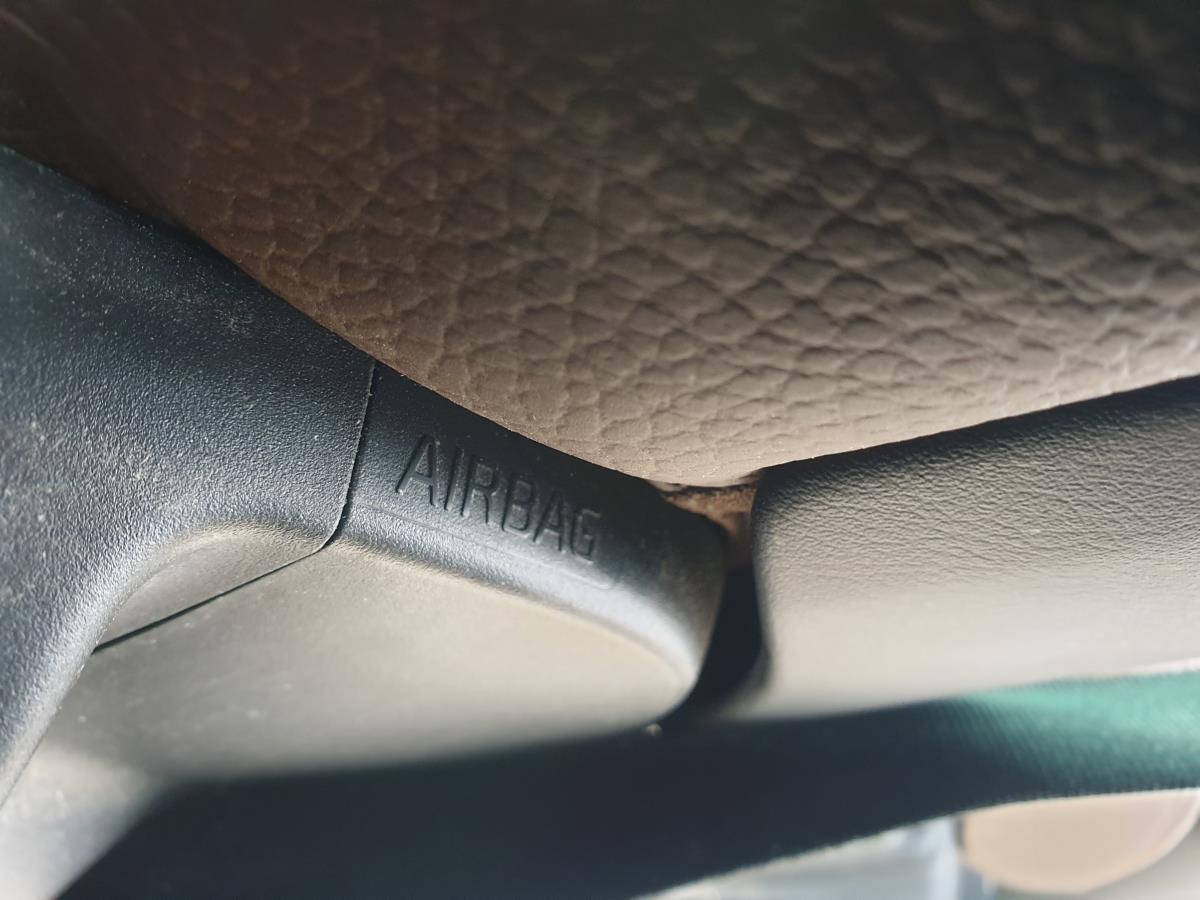 Left Seat Airbag VOLVO XC60 II (246) | 17 - 