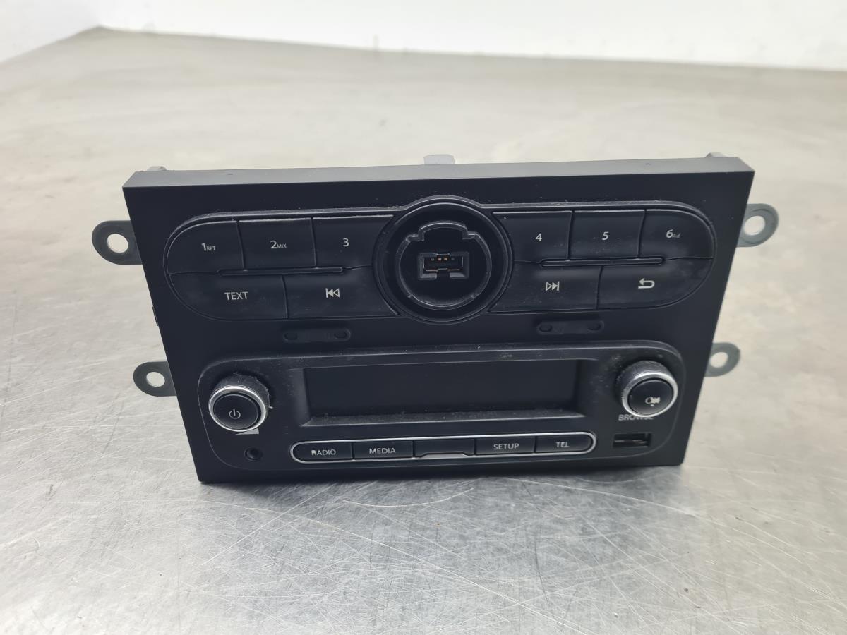 Car Stereo System RENAULT TWINGO III (BCM_) | 14 - 