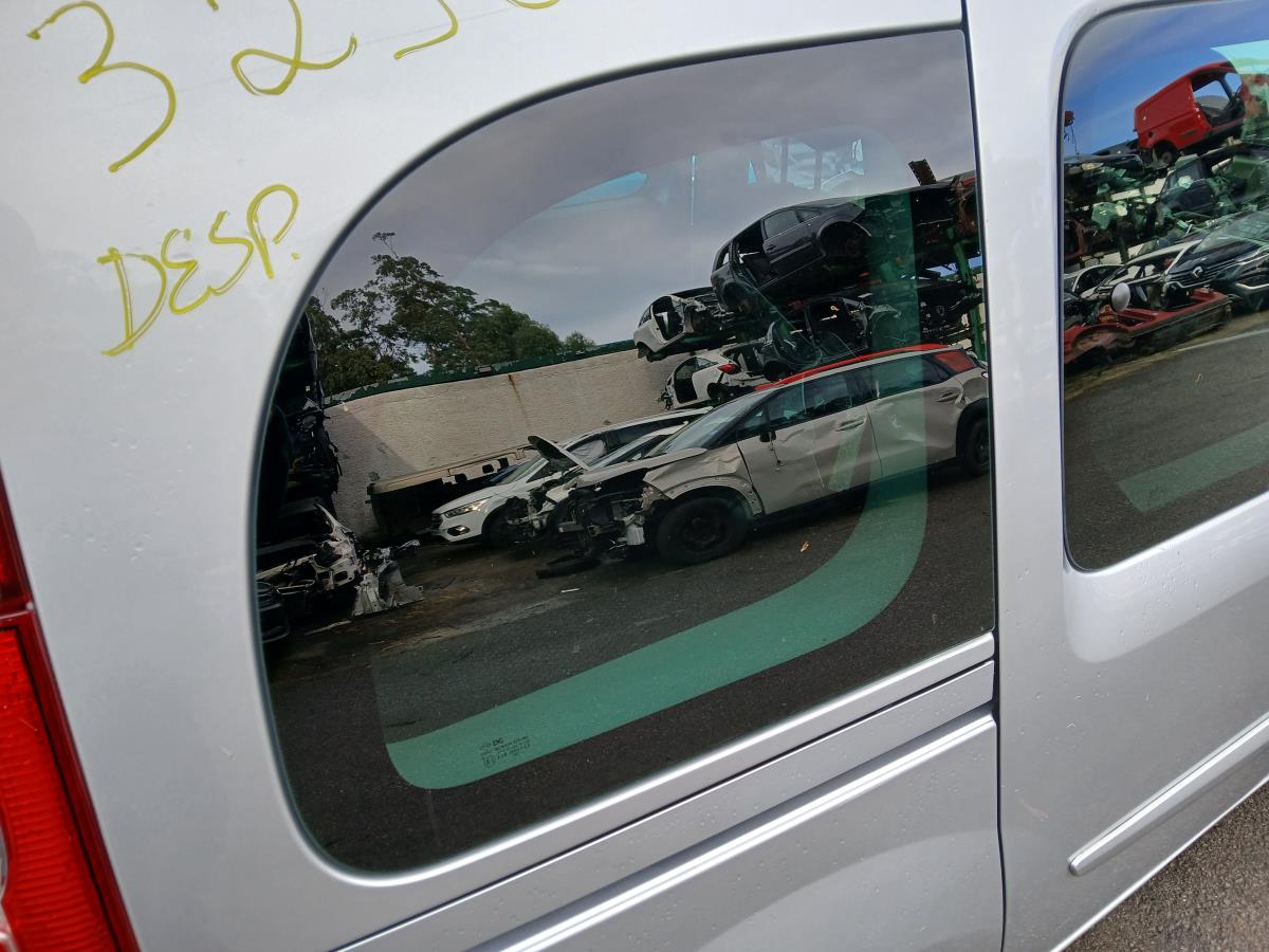 Vidro Do Painel Trás Dto RENAULT KANGOO / GRAND KANGOO (KW0/1_) | 08 - 