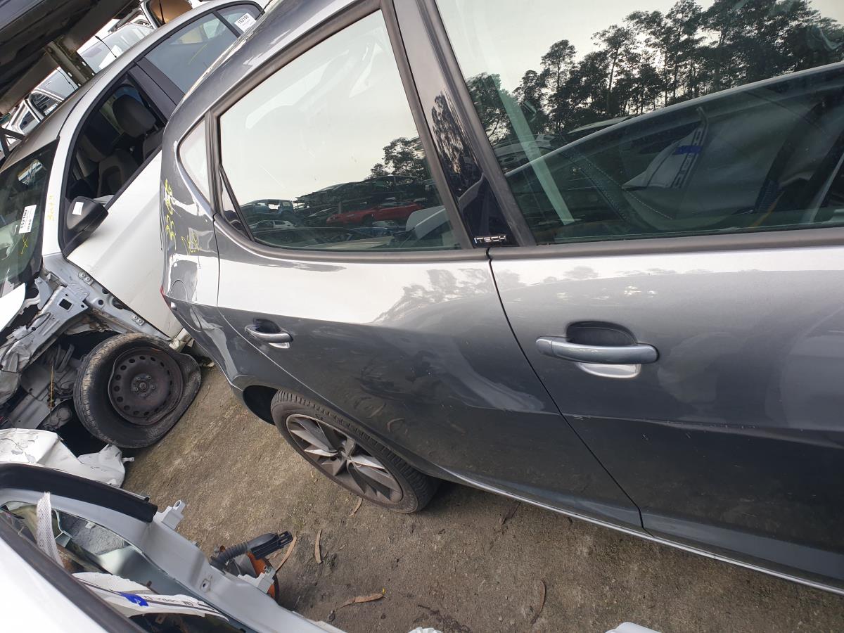 Porta Posteriore Destra SEAT IBIZA IV (6J5, 6P1) | 08 - 17