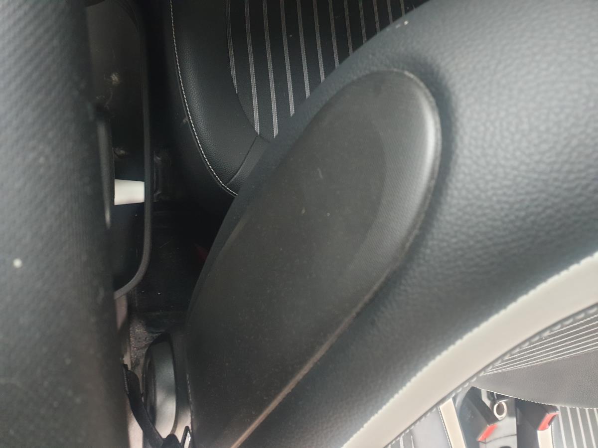 Airbag Asiento Derecho RENAULT TWINGO III (BCM_) | 14 - 