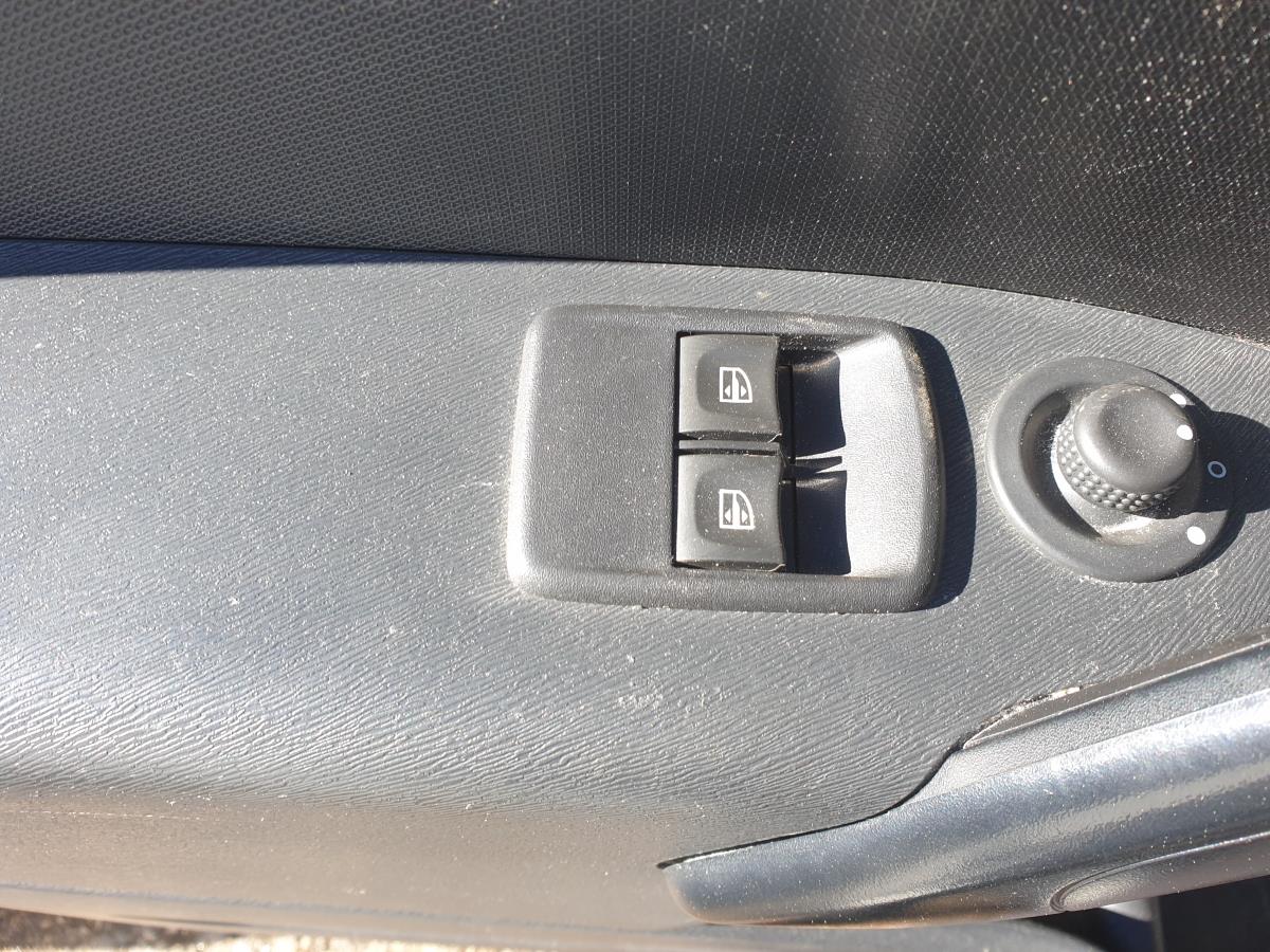 Interruttore Di Vetro Anteriore Sinistra MERCEDES-BENZ CITAN Caixa (415) | 12 - 