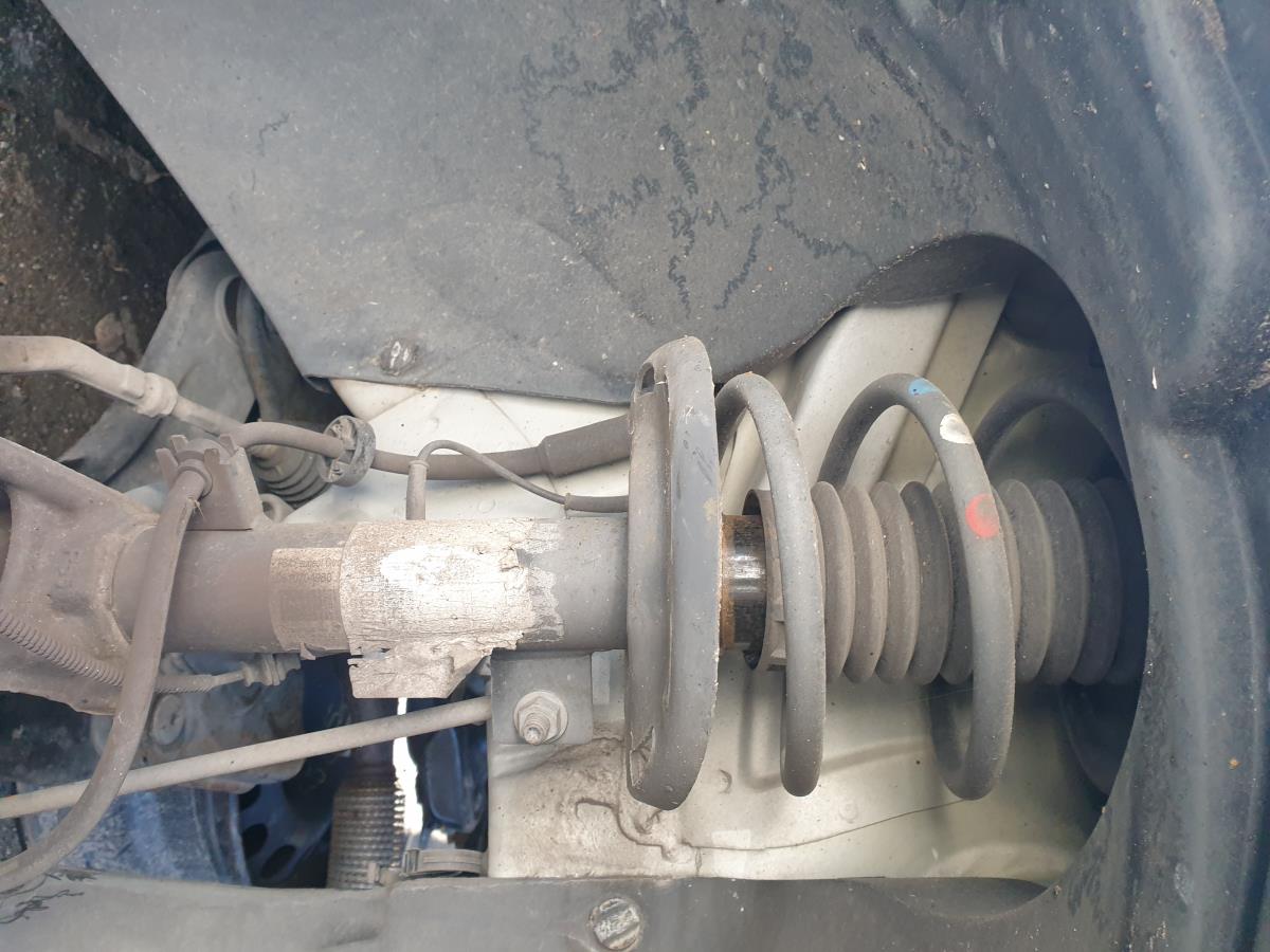 Right Front Shock Absorver CITROEN C4 CACTUS | 14 - 