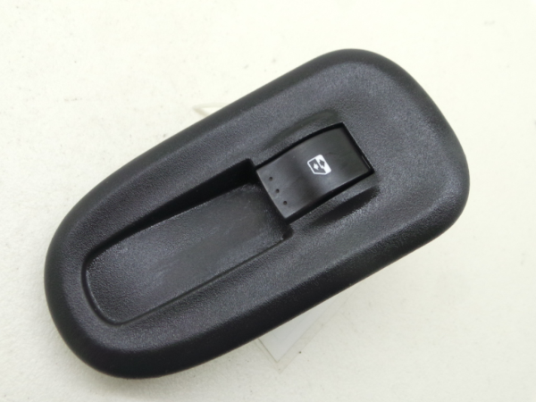 Interrupteur De Vidre Avant Droite RENAULT KANGOO / GRAND KANGOO (KW0/1_) | 08 - 