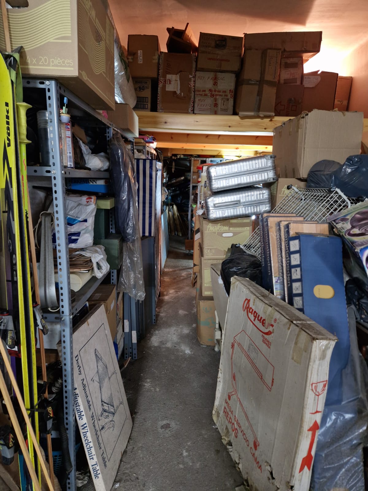 Recogida de muebles y vaciado de pisos en Girona | Un solo servicio para su comodidad