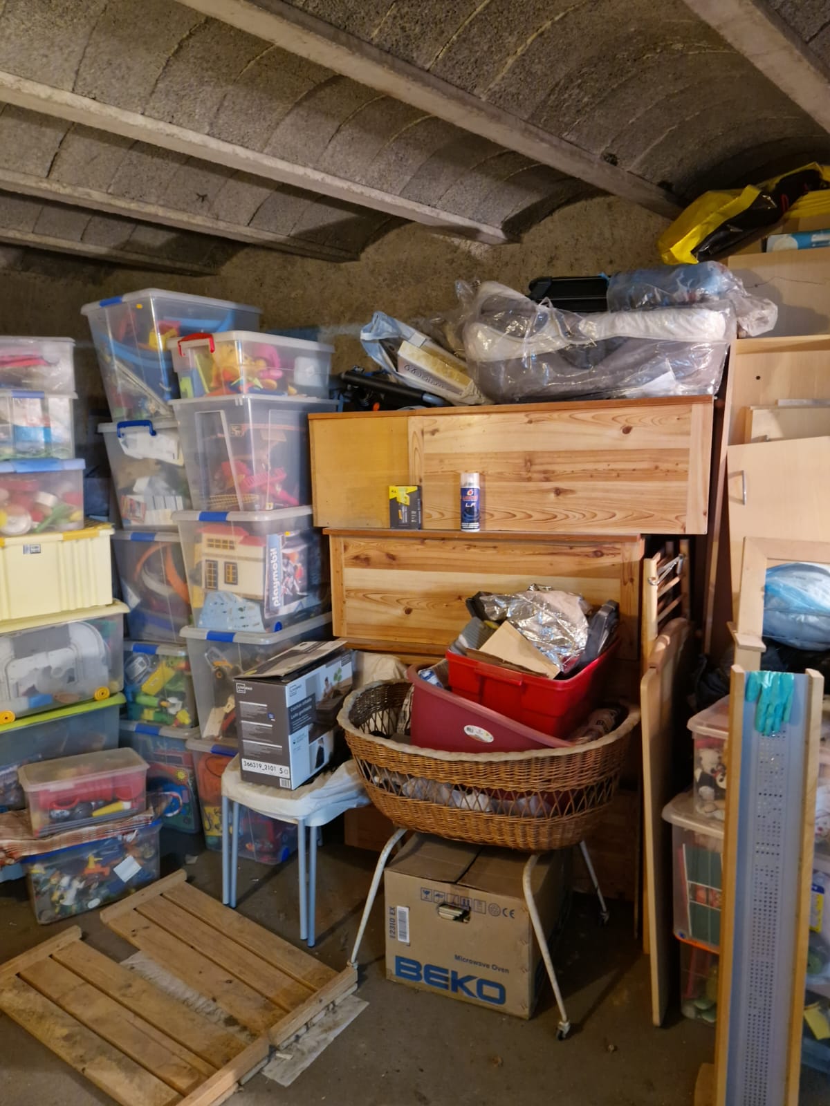 Vaciado de muebles viejos y vaciado de pisos en Palol de Revardit - ¡Servicio 100% confiable!